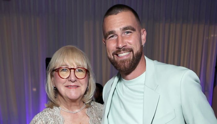 Travis Kelce recalls his reaction to mom Donna’s Chiefs’ Hallmark movie role