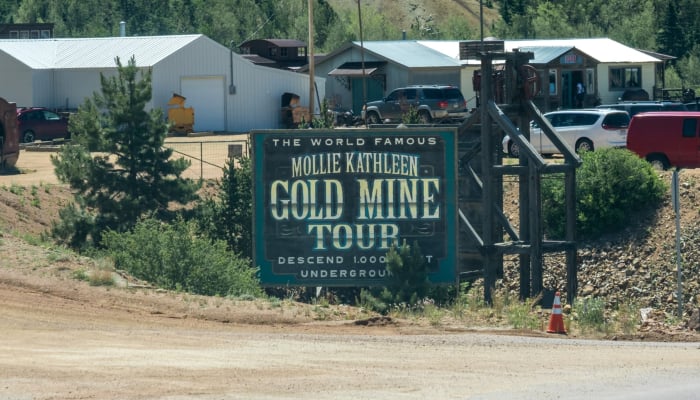 Elevator malfunction in Colorados gold mine leaves one dead, 23 rescued