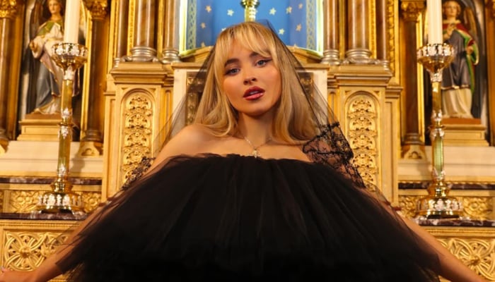 Sabrina Carpenter gushes over ‘Philly, Montréal, Chicago’ crowd