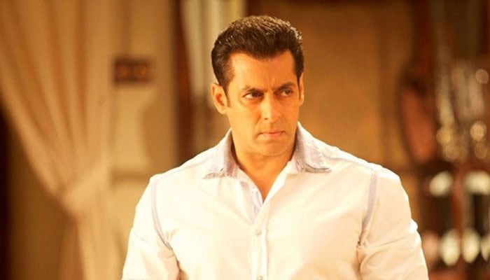 Salman Khan is mourning the death of Indias acclaimed politician Baba Siddique