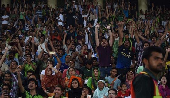 قذافی اسٹیڈیم میں تماشائیوں کی تعداد 34 ہزار تک کردی گئی