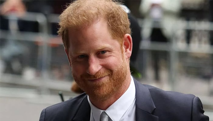 Prince Harry pushes permanent return to UK further away than ever