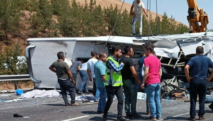 Turkey bus accident leaves 6 dead, 25 injured