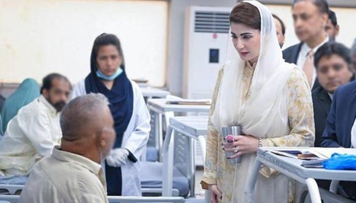 مریم نواز کا پنجاب انسٹیٹیوٹ آف کارڈیالوجی کا دورہ