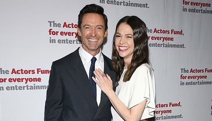 Hugh Jackman, Sutton Fosters romance rumors heat up amid her divorce