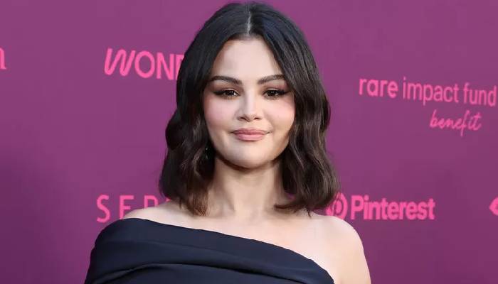 Selena Gomez radiates timeless beauty at red carpet in sleek black gown