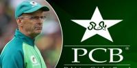  وائٹ بال ہیڈ کوچ اور PCB آمنے سامنے آ گئے