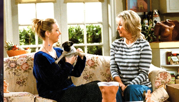 Lisa Kudrow pays tribute to late Friends mom Teri Garr