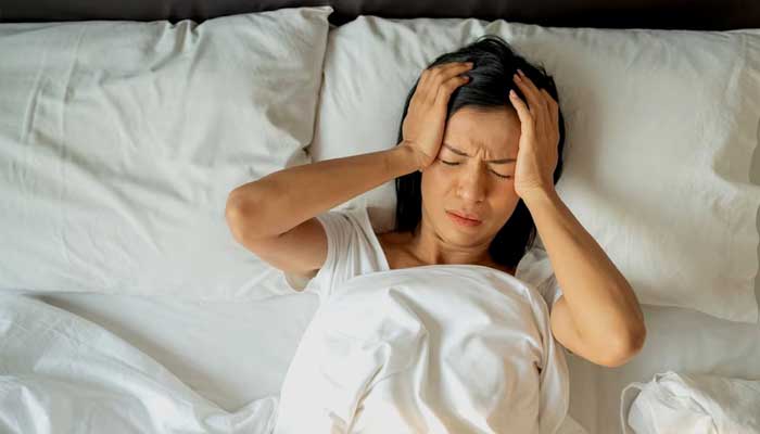 Discover 6 harmful effects of sleeping late and waking up early