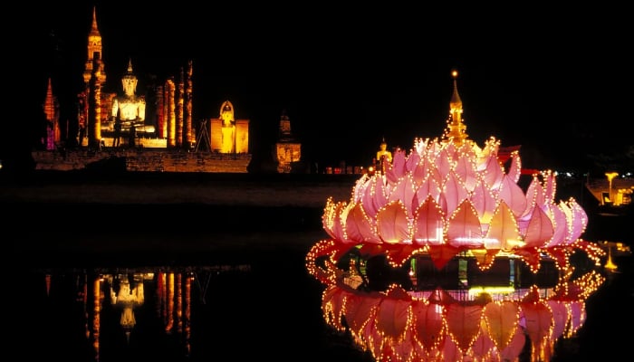 Biggest celebration of Loy Krathong takes place at a UNESCO World Heritage Site, Sukhothai