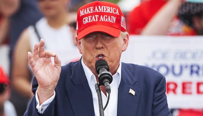 Trump exudes confidence after casting his vote in Florida