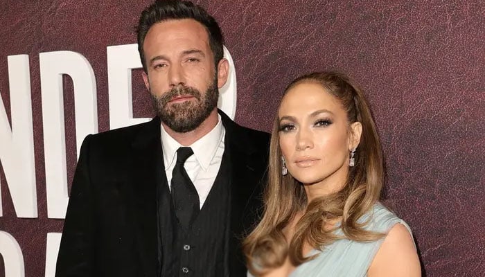 Jennifer Lopez reacts to Ben Afflecks spectacular compliment about her