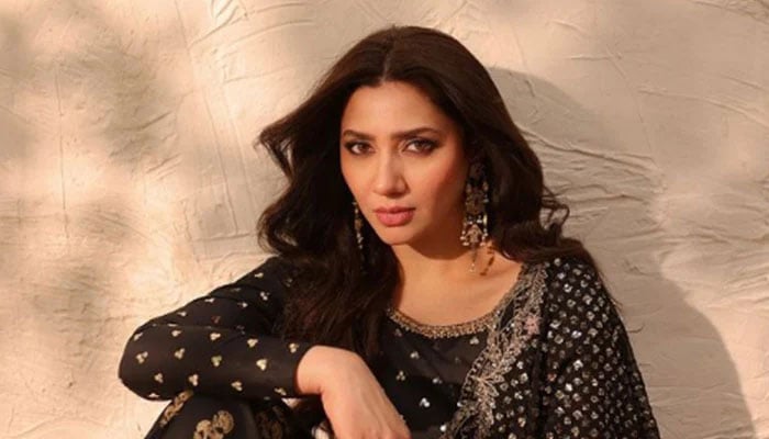 Superstar Mahira Khan is currently filming her upcoming movie Love Guru alongside Humayun Saeed