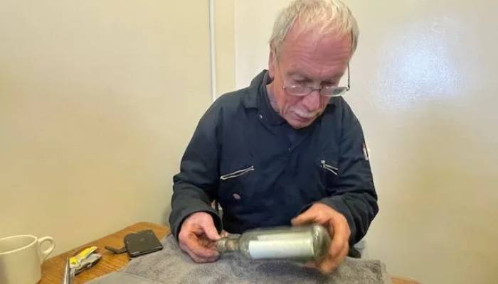 132-year-old bottle with hidden message found inside Corsewall Lighthouse