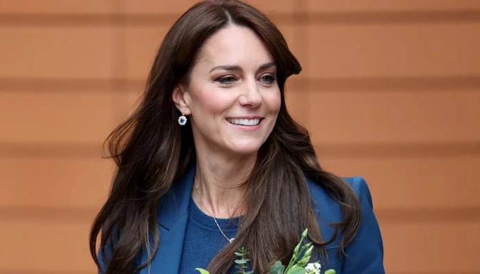 Kate Middleton takes prominent role in Remembrance Sunday observance