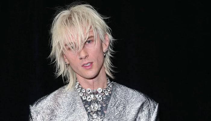 Machine Gun Kelly joins forces with Gwen Stefani on The Voice