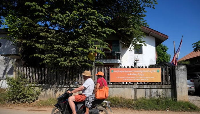 Sixth tourist dies after suspected tainted drinks in Laos