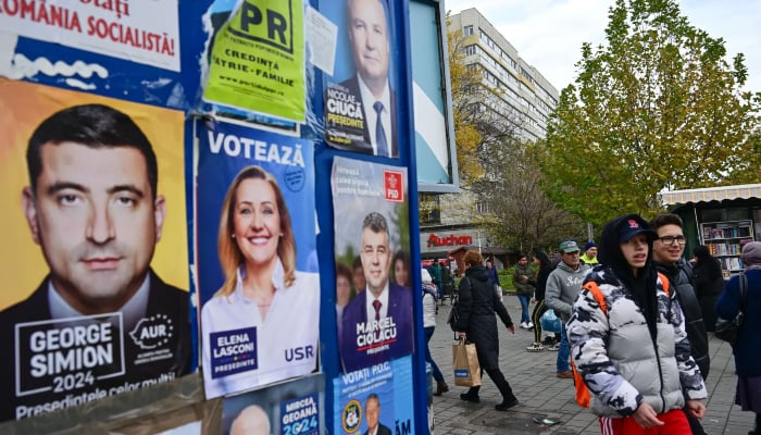 Far-right populist Calin Georgescu gets a shocking lead in the Romanian presidential elections