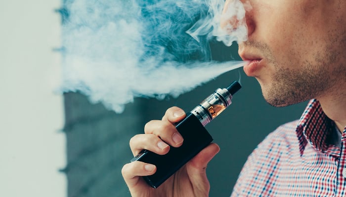 Researchers revealed that vaping even without nicotine immediately damages blood vessels