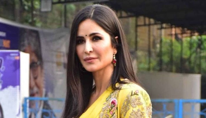 Katrina Kaif rocks traditional style at Mumbai airport