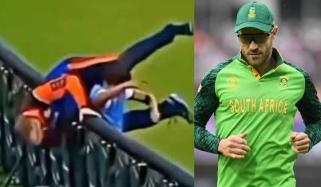 فاف ڈوپلیسی کو دورانِ میچ انجانے میں ریسلنگ کے حملے کا سامنا