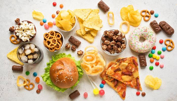 Ultra-processed foods link to skin outbreaks, study