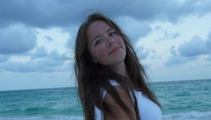 Aydah Vlach: Everything to know about SmellyBellyTV star