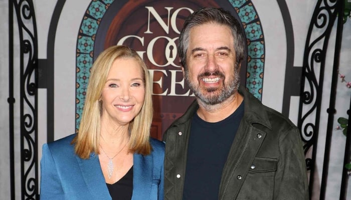 Lisa Kudrow teases potential of Friends type sitcom with Ray Romano