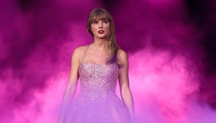 Taylor Swifts dancer drops major announcement on her 35th birthday