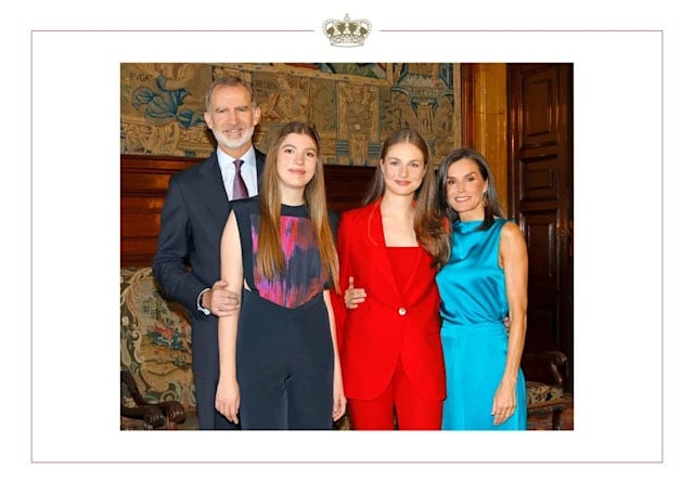 King Felipe, Queen Letizia share Christmas card with Leonor, Sofia