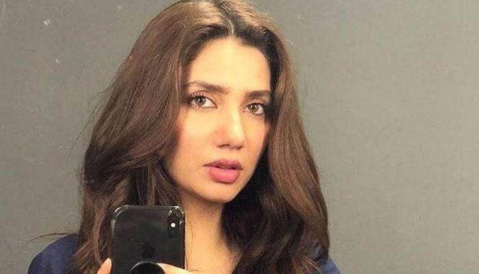 Mahira Khan makes emotional confession about her wedding day