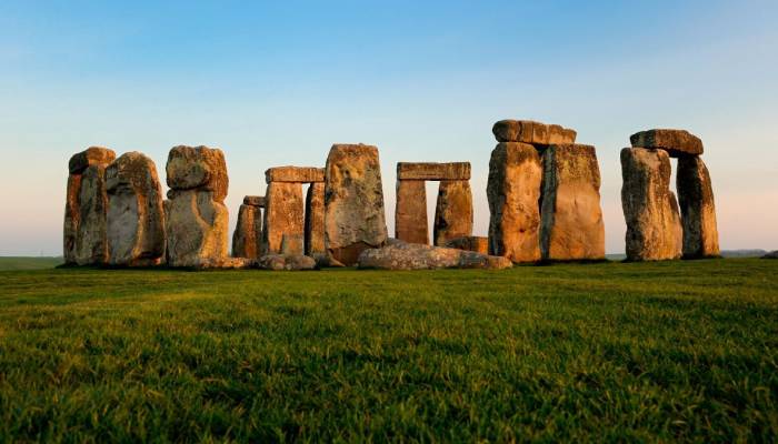 Scientists uncover SHOCKING reason behind Stonehenge’s creation