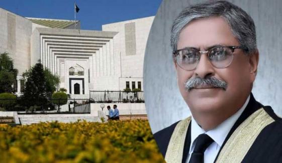 ’ریاست حکومت گرانے اور لانے میں مصروف ہے‘