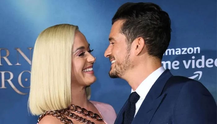 Katy Perrys boyfriend Orlando Bloom proves to be her biggest fan at concert