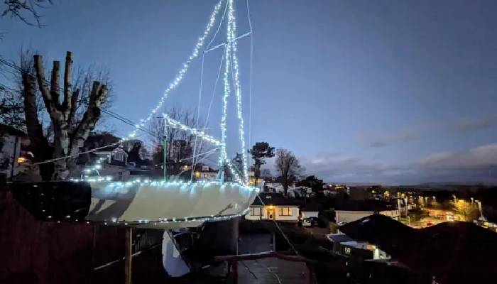 82-year-old man builds 30-foot yacht in backyard as Christmas project