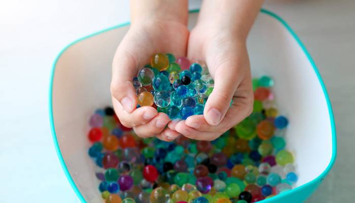 Experts sound alarm over growing threat of water beads for children