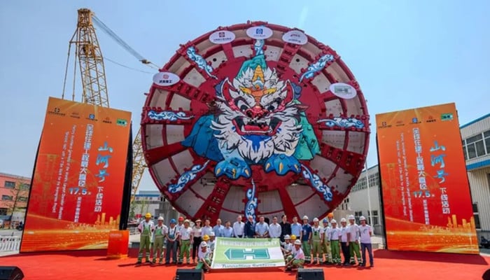 China completes worlds longest underwater tunnel in 110-day