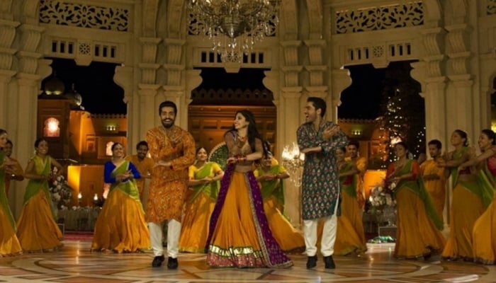 Mahira Khan, Adeel Husain bring nostalgia at Sheheryar Munawar’s wedding