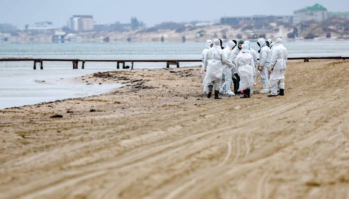 Russia warns of environmental catastrophe after massive oil spill in Black Sea