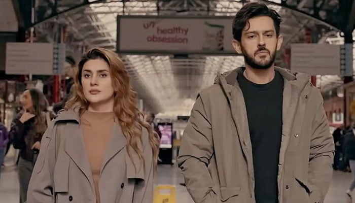 Kubra Khan, Azaan Sami leave fan spellbound in ‘Meri Tanhai’