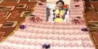 دولہا کو پہنایا گیا 15 فٹ لمبا نوٹوں کا ہار توجہ کا مرکز بن گیا 