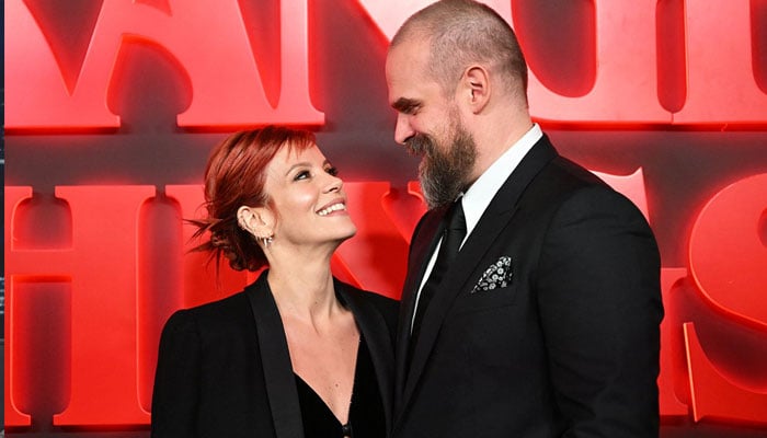 Lily Allen confirms split from David Harbour, announces break from showbiz