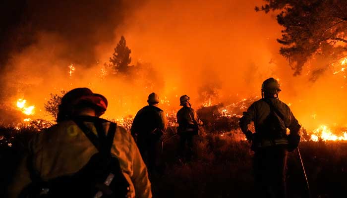 LA fire forces more evacuation as wildfire destroys over 10,000 structures