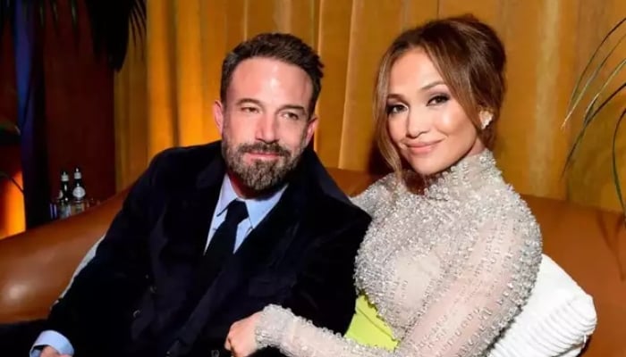 Ben Affleck finds comfort in contact with Jennifer Lopez after fire evacuation