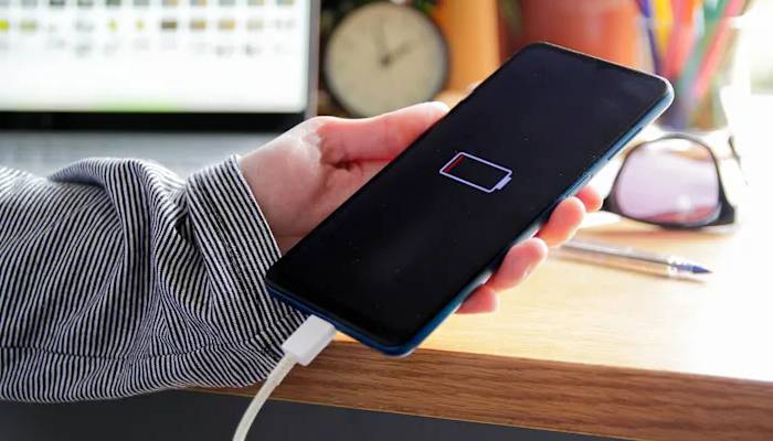 Tech expert reveals HIDDEN tricks to boost your iPhones battery life