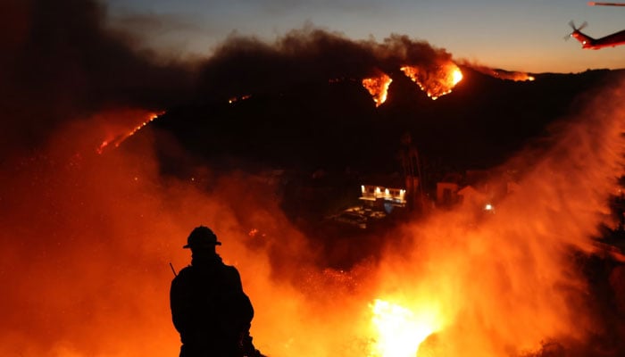 Los Angeles Wildfires: 16 deaths reported by intense blaze