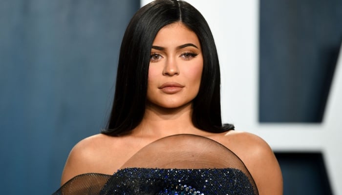 Kylie Jenner praises firefighters for their heroic efforts amid LA wildfires