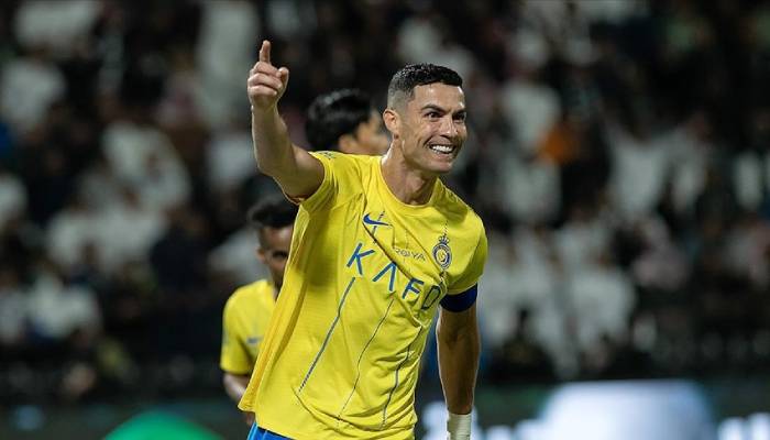 Cristiano Ronaldo secures record-breaking deal to stay with Al-Nassr