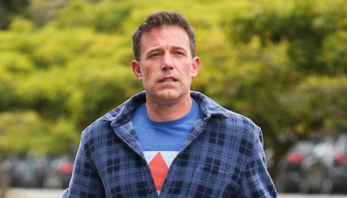 Ben Affleck steps out with stern expression amid LA wildfires