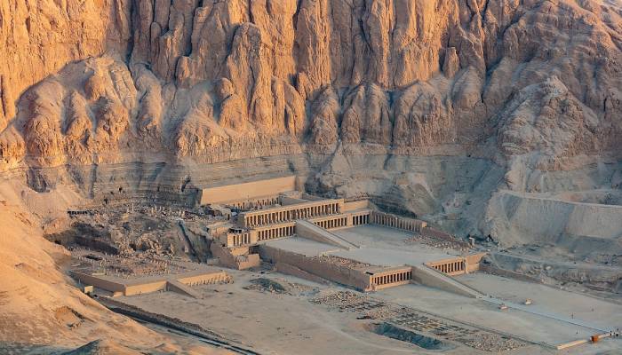 Archaeologists uncover stunning artifacts from Hatshepsuts valley temple